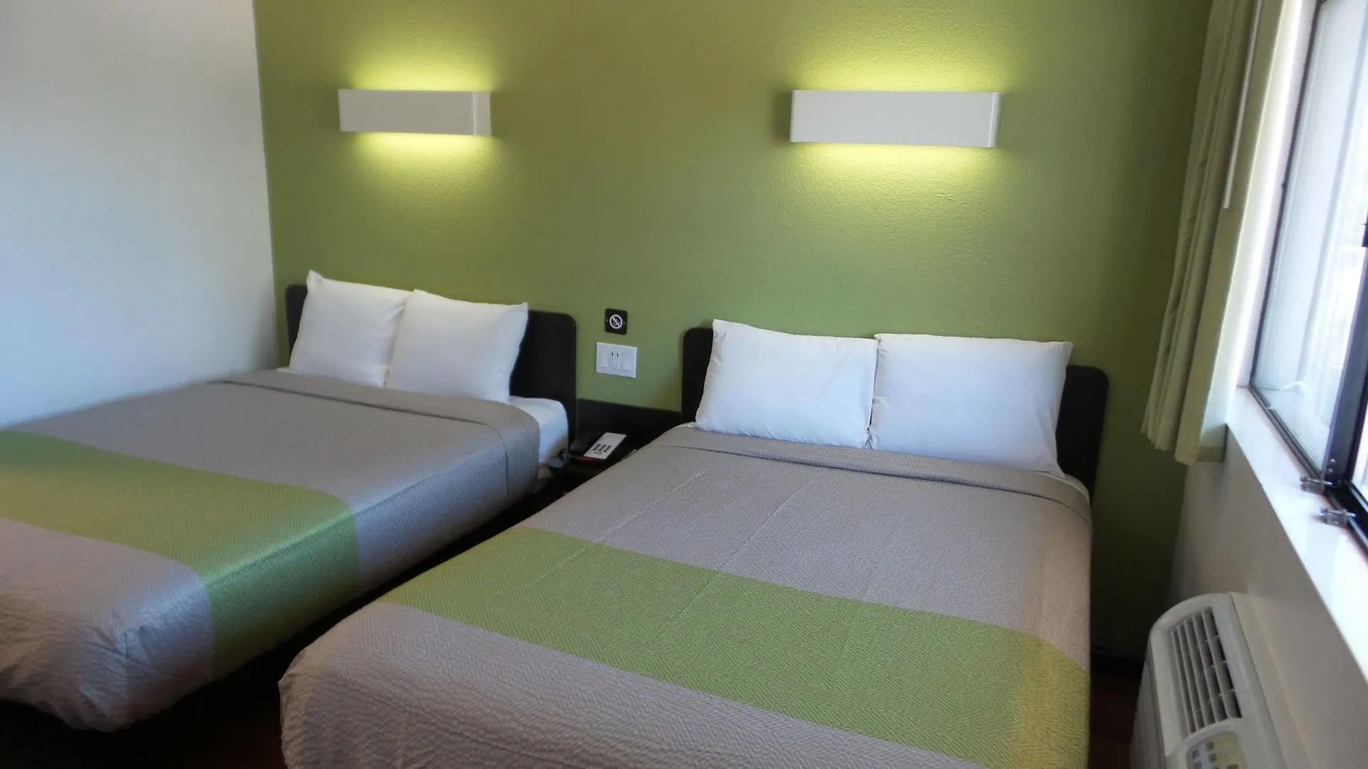 Motel 6 Ontario Airport Hotel
